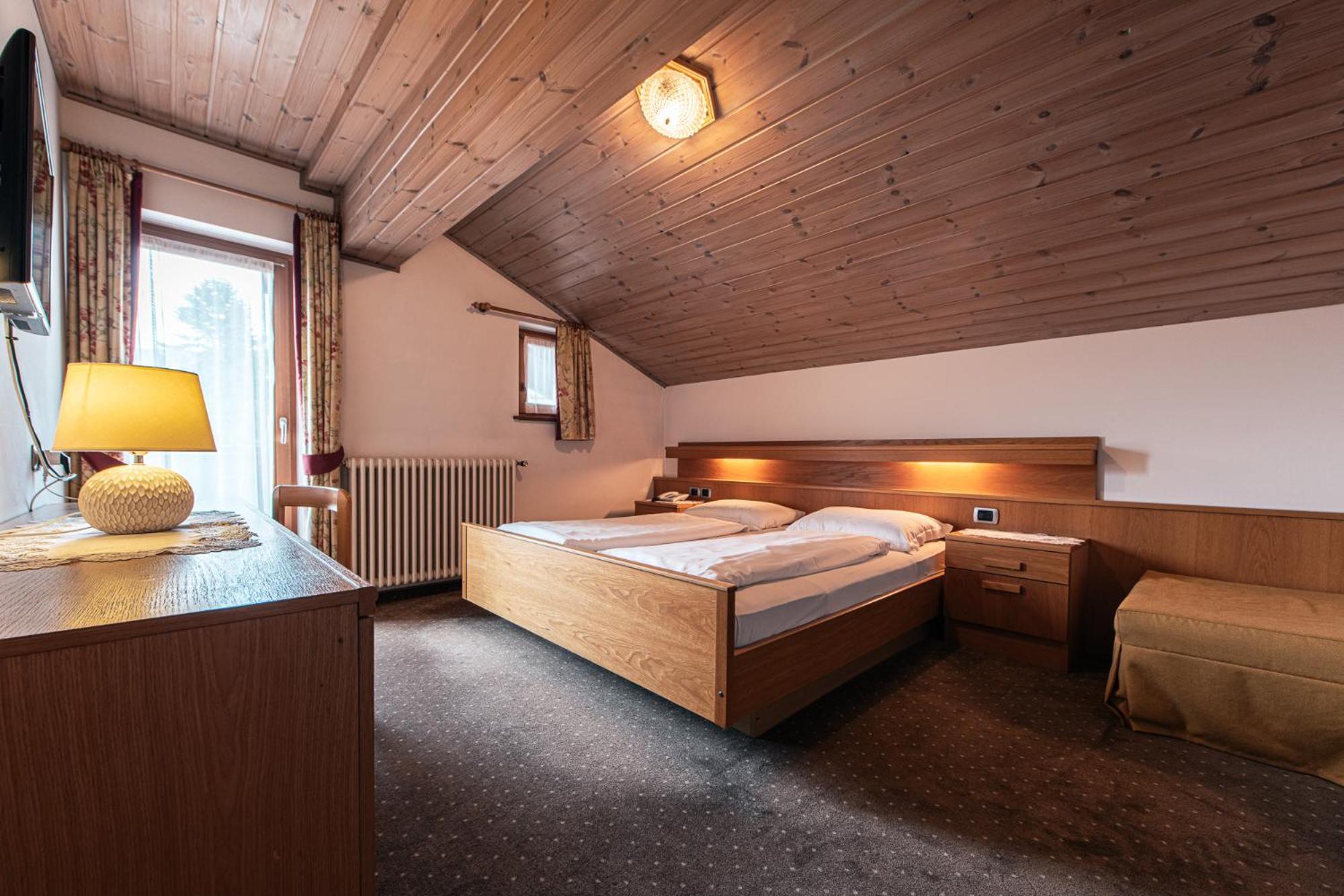 Hotel Goldene Rose Monguelfo-Tesido / Welsberg-Taisten Zewnętrze zdjęcie