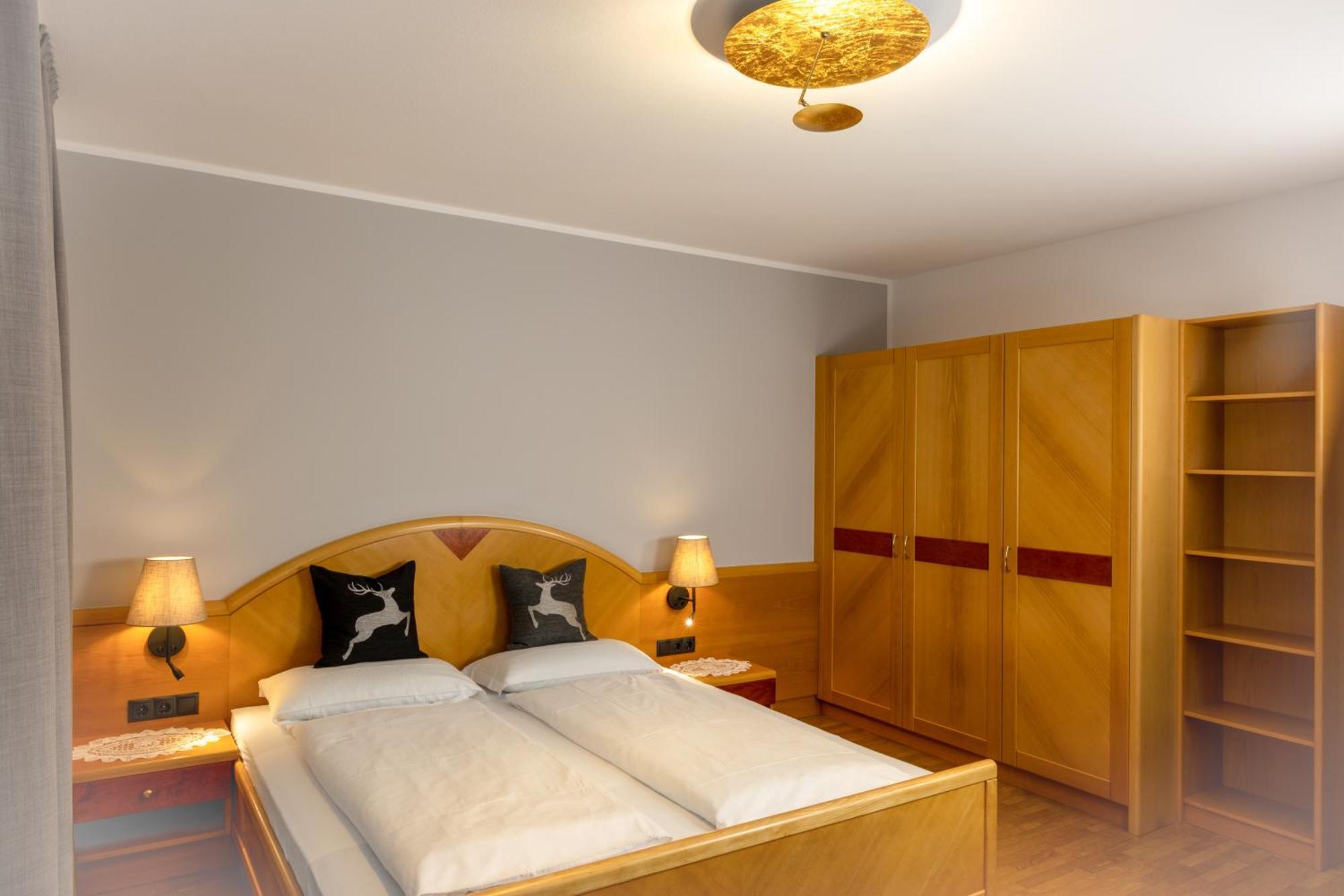 Hotel Goldene Rose Monguelfo-Tesido / Welsberg-Taisten Zewnętrze zdjęcie