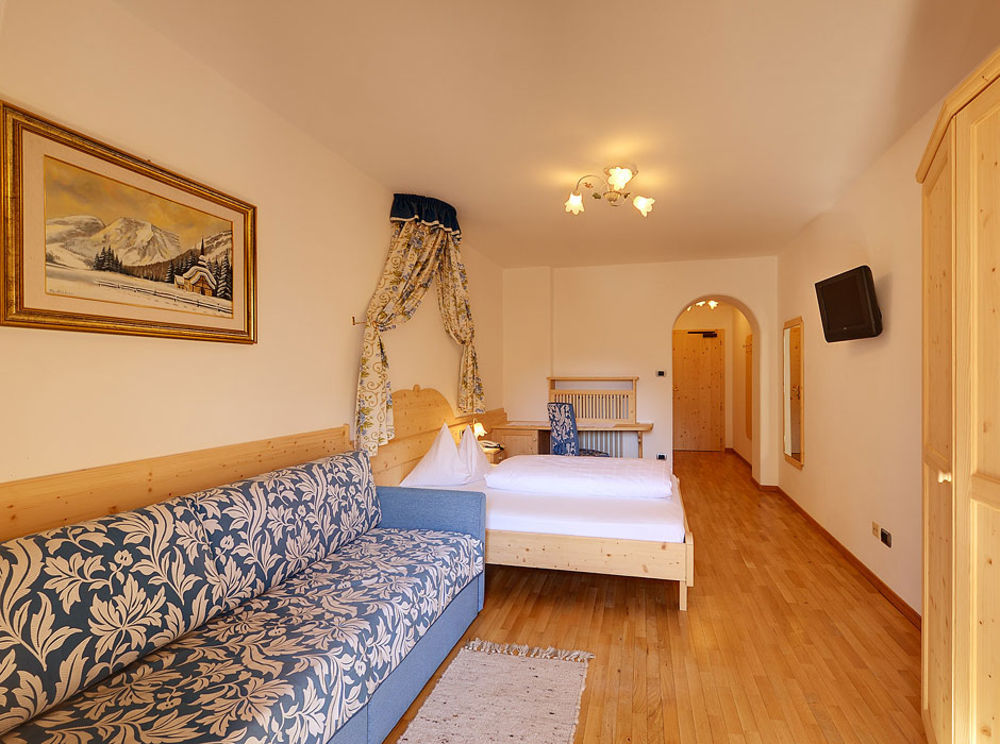 Hotel Goldene Rose Monguelfo-Tesido / Welsberg-Taisten Zewnętrze zdjęcie