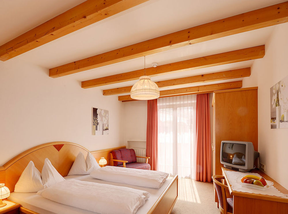 Hotel Goldene Rose Monguelfo-Tesido / Welsberg-Taisten Zewnętrze zdjęcie
